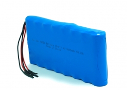 7.4V lithium 18650 battery