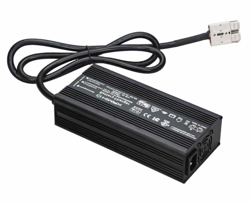 29.2V 20A charger charging 24V RV lithium battery