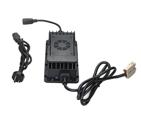 LED status indicator on 58.4V 18A charger panel